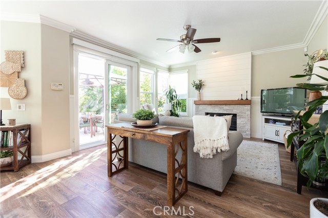 Image 16 of 55 For 2 Alamitos  