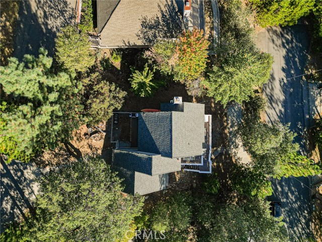 1284 Cortina, Lake Arrowhead, CA 92352