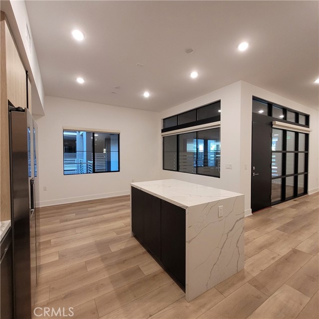 Detail Gallery Image 12 of 45 For 178 S Euclid Ave #202,  Pasadena,  CA 91101 - 2 Beds | 2 Baths