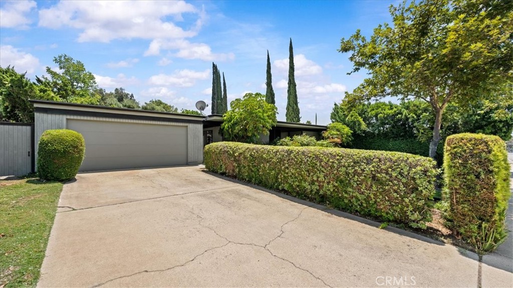 MLS #CV25142127 img 1