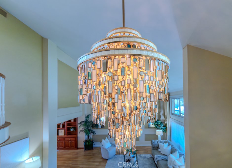 https://media.crmls.org/medias/fc473cfb-8d0a-45b1-a1bb-d1129a52501c.jpg?preset=X-Large