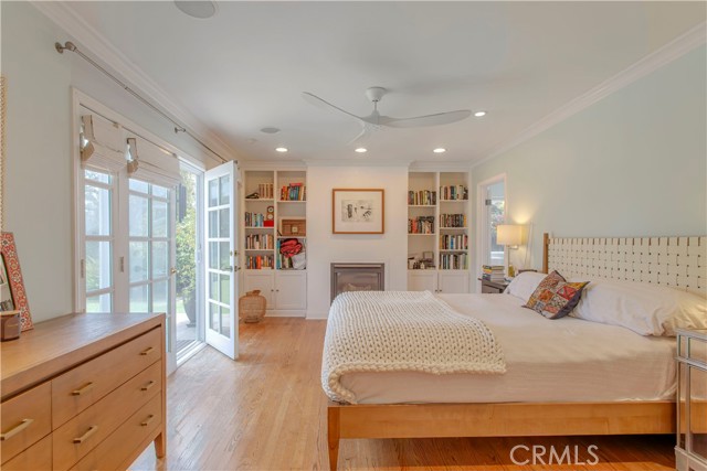 7520 W 90th Street, Los Angeles CA: https://media.crmls.org/medias/fc47e7b8-5643-4cf8-bc26-31e8aac7a9f0.jpg