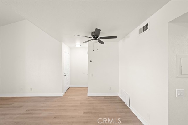 Detail Gallery Image 11 of 36 For 291 E Mel #232,  Palm Springs,  CA 92262 - 2 Beds | 2 Baths