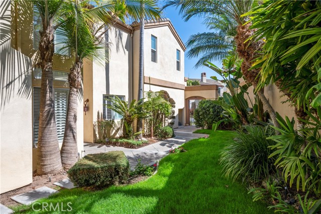 Detail Gallery Image 5 of 28 For 21015 Tomlee Ave, Torrance,  CA 90503 - 4 Beds | 3 Baths