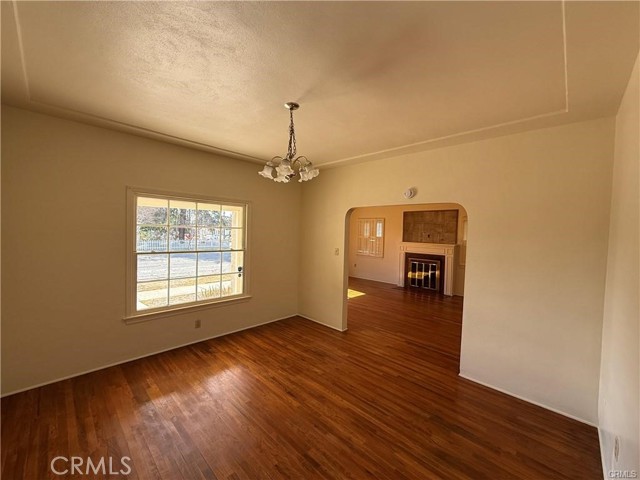 Detail Gallery Image 3 of 7 For 148 W 34th St, San Bernardino,  CA 92405 - 3 Beds | 2 Baths