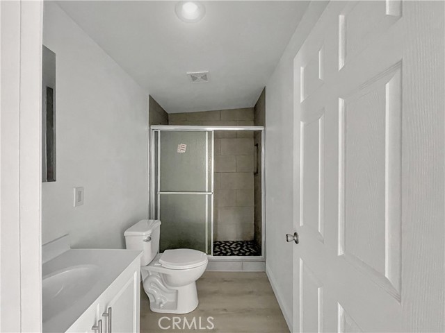 Detail Gallery Image 5 of 11 For 10407 3/4 S Hoover St, Los Angeles,  CA 90044 - 3 Beds | 1 Baths