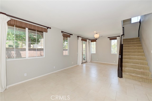 17 Danbury, Ladera Ranch CA: https://media.crmls.org/medias/fc48e437-a87b-403f-af4b-926093e62192.jpg