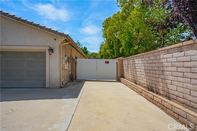 Detail Gallery Image 9 of 72 For 30867 via Bonica, Lake Elsinore,  CA 92530 - 5 Beds | 2/1 Baths