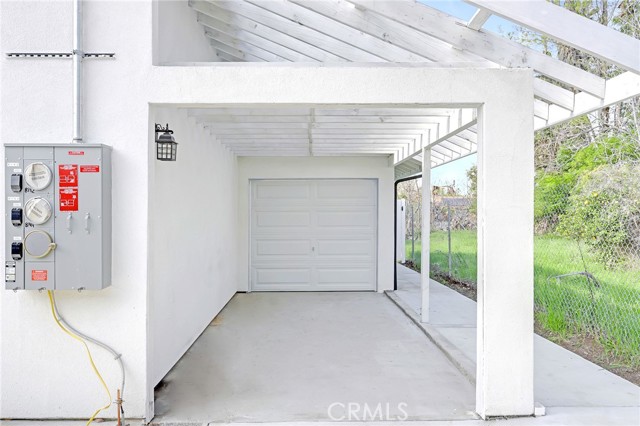 8144 Louise Avenue, Northridge CA: https://media.crmls.org/medias/fc49394f-53db-4518-89de-7b5cf9590126.jpg