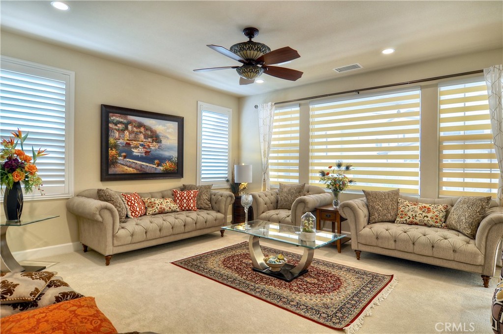 MLS #OC25228348 image #3