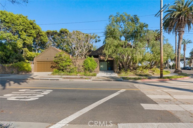 Detail Gallery Image 7 of 59 For 3740 Barbara, San Pedro,  CA 90731 - 2 Beds | 2/1 Baths