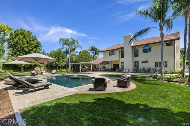Detail Gallery Image 10 of 59 For 1623 Northhampton Dr, Riverside,  CA 92506 - 4 Beds | 3/1 Baths