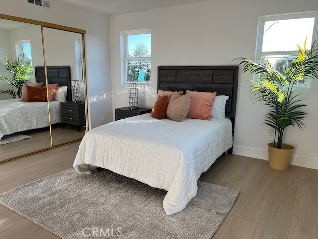 Detail Gallery Image 10 of 14 For 13369 W Celeste Pkwy, Pacoima,  CA 91331 - 3 Beds | 2/1 Baths