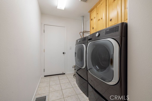 Detail Gallery Image 33 of 49 For 457 E Mountain View, Big Bear City,  CA 92314 - 3 Beds | 2 Baths