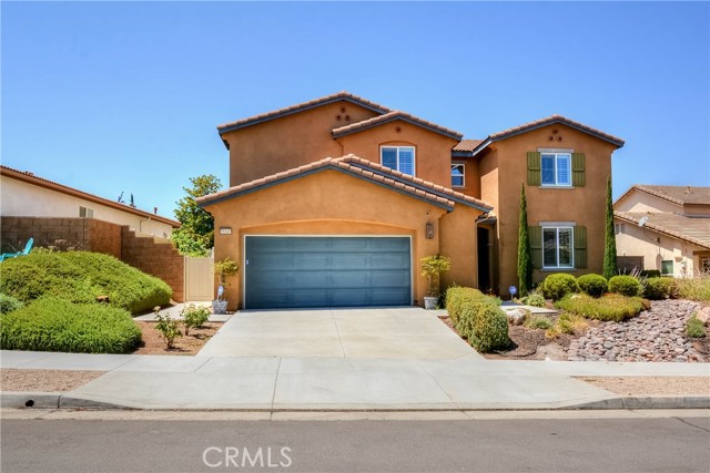 38119 Spring Canyon Drive, Murrieta CA: https://media.crmls.org/medias/fc4ba07b-8105-4366-97dc-6526733e26a2.jpg