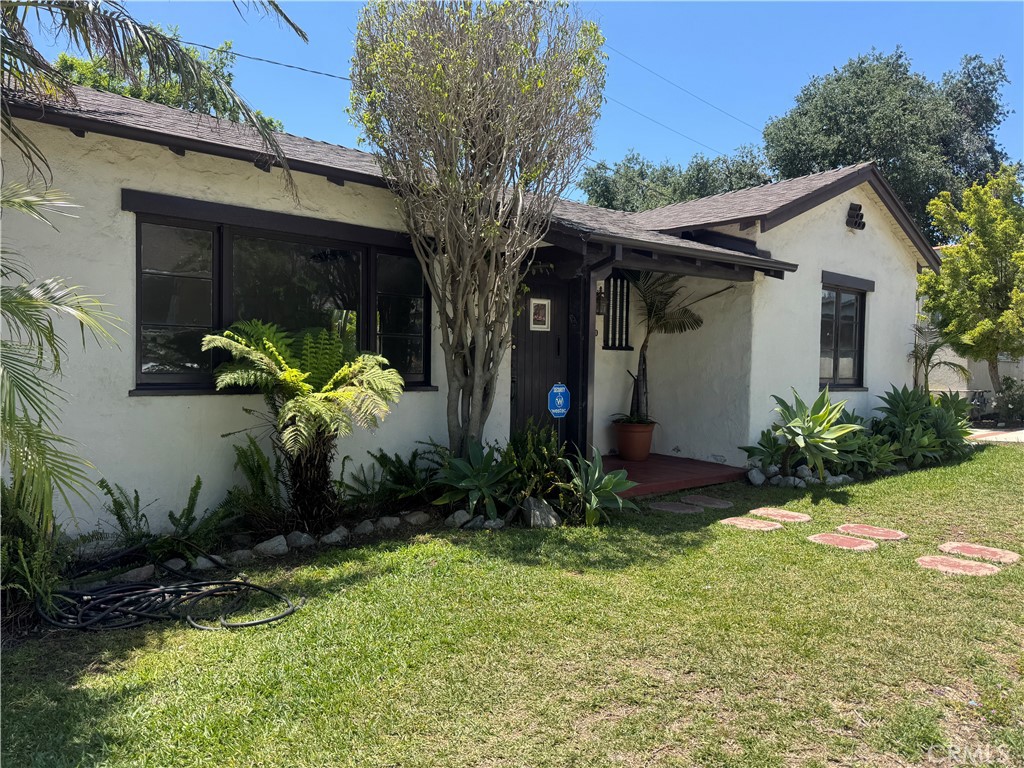 1960 Olive Way