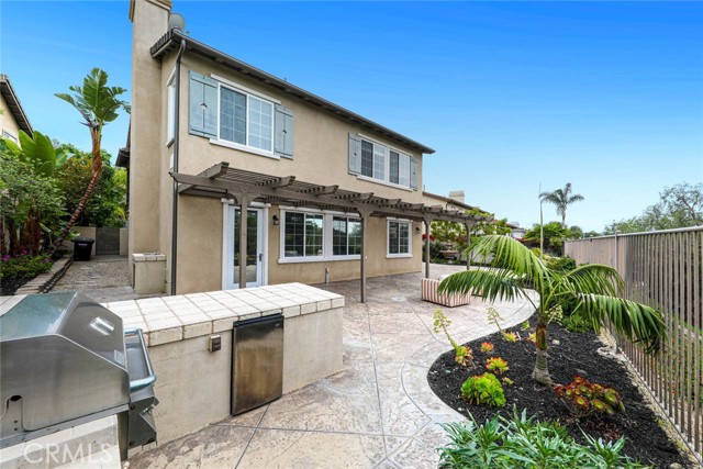 22 Via Paquete, San Clemente CA: https://media.crmls.org/medias/fc4c7e8f-8928-4298-aa9d-c2a9c60ed054.jpg