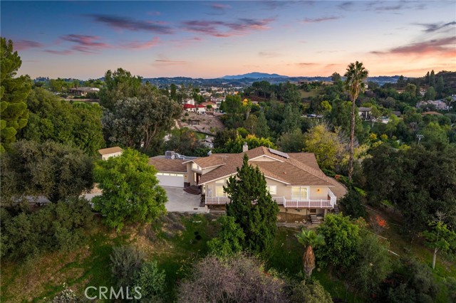 Detail Gallery Image 2 of 74 For 705 Beaverbrook, Glendora,  CA 91740 - 4 Beds | 2 Baths