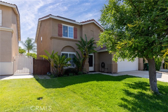 23306 Daisy Drive, Corona CA: https://media.crmls.org/medias/fc4e6ab6-4080-4810-8e67-a0c42d42b737.jpg