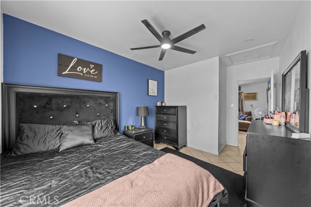 1571 E Olive Street, Ontario CA: https://media.crmls.org/medias/fc4f09bf-1705-47d1-8161-26353ae8d08f.jpg