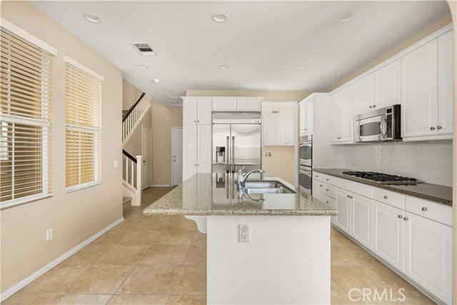 Detail Gallery Image 10 of 34 For 19956 Giovanni Ct, Yorba Linda,  CA 92886 - 3 Beds | 2/1 Baths