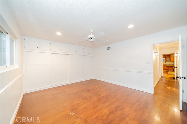 533 Via Vista Dr, Redlands CA: https://media.crmls.org/medias/fc509e34-34ed-4331-81a7-a5103897ce24.jpg