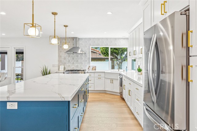 Detail Gallery Image 21 of 55 For 2309 Irvine Ave, Newport Beach,  CA 92660 - 4 Beds | 2/1 Baths