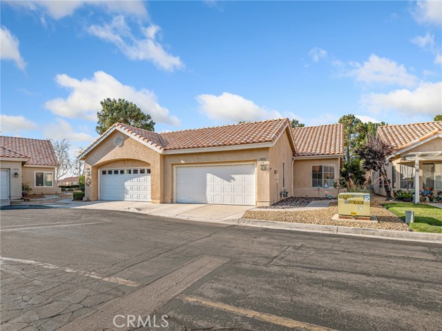 Detail Gallery Image 1 of 25 For 19012 Frances St, Apple Valley,  CA 92308 - 2 Beds | 2 Baths
