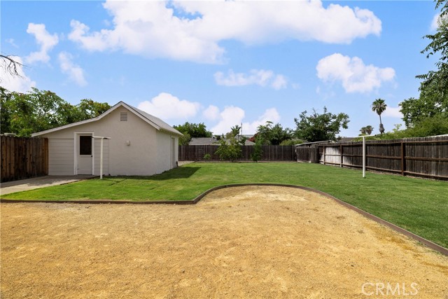 112 E Tehama Street, Orland CA: https://media.crmls.org/medias/fc5156a2-47ea-4848-b2bb-1de3a3e40358.jpg