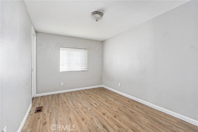 6320 Cholame Road, Phelan CA: https://media.crmls.org/medias/fc520bde-11dc-4594-a445-4e52355dd4f8.jpg