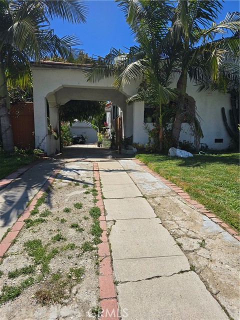 Detail Gallery Image 4 of 22 For 519 N Sloan Ave, Compton,  CA 90221 - 3 Beds | 1 Baths