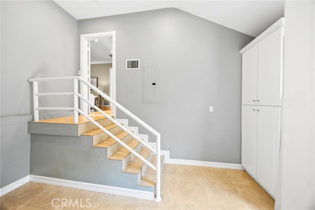 940 Singing Wood Drive, Arcadia CA: https://media.crmls.org/medias/fc526e0a-00dc-4826-ae45-25eabaf962bc.jpg