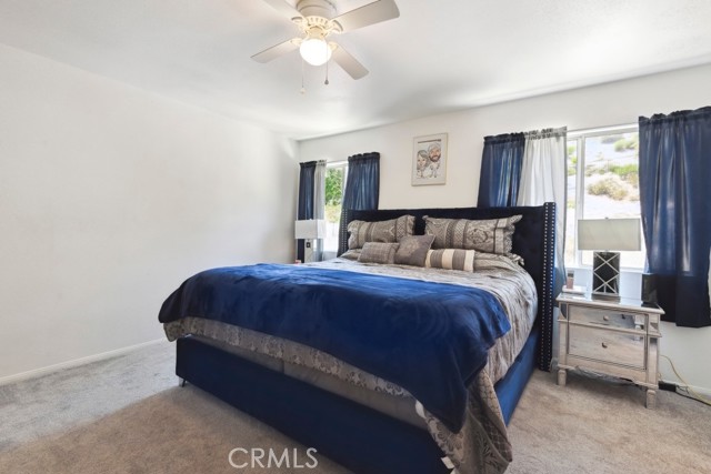 Detail Gallery Image 15 of 33 For 29483 Rock Point Dr, Lake Elsinore,  CA 92530 - 5 Beds | 3 Baths