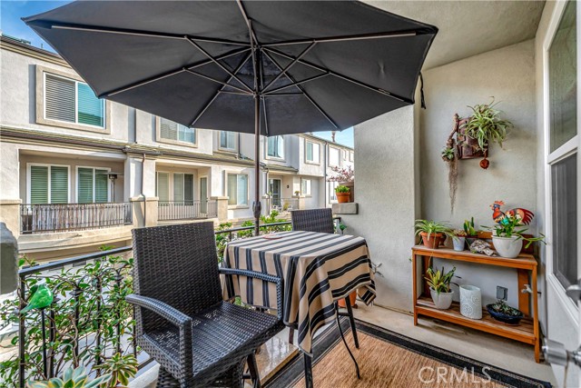 Detail Gallery Image 23 of 59 For 6251 Surfpoint Cir, Huntington Beach,  CA 92648 - 2 Beds | 2/1 Baths