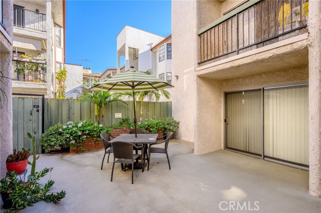 Detail Gallery Image 18 of 23 For 409 Burchett #119,  Glendale,  CA 91203 - 1 Beds | 1 Baths