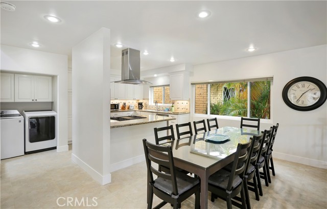 617 Iris Avenue, Corona del Mar CA: https://media.crmls.org/medias/fc531354-e630-4a04-94da-ff3e35b42ec0.jpg