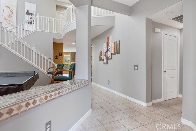 Detail Gallery Image 4 of 34 For 57 E Boulder Creek Rd, Simi Valley,  CA 93065 - 5 Beds | 4/1 Baths