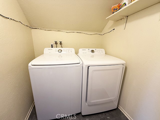 https://media.crmls.org/medias/fc543c57-3551-4a37-8cd6-59779ad1034b.jpg?preset=X-Large