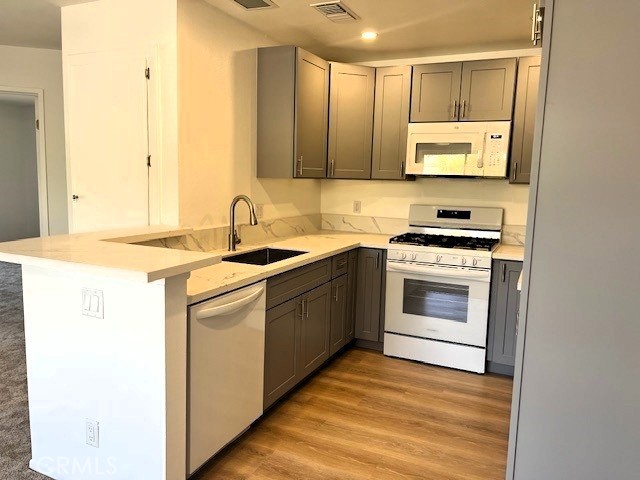 Detail Gallery Image 2 of 11 For 19114 Parkland St, Yorba Linda,  CA 92886 - 3 Beds | 2 Baths