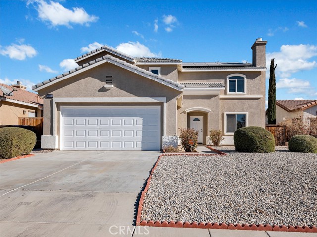 Detail Gallery Image 3 of 31 For 15564 Naples Ln, Victorville,  CA 92394 - 5 Beds | 3 Baths