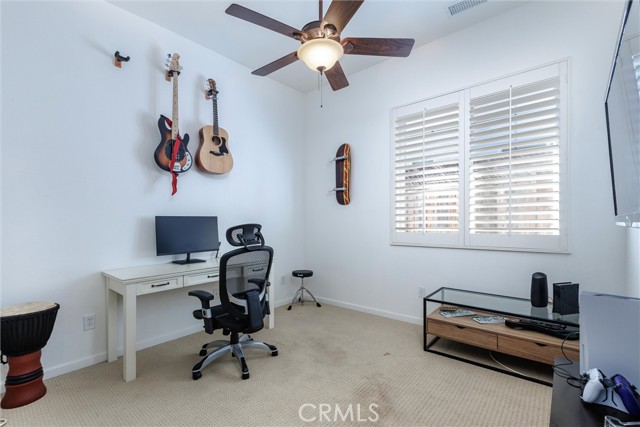 1050 Sleepy Hollow Road, Paso Robles CA: https://media.crmls.org/medias/fc56540d-60af-43d4-8ad3-08c1c6a27b34.jpg
