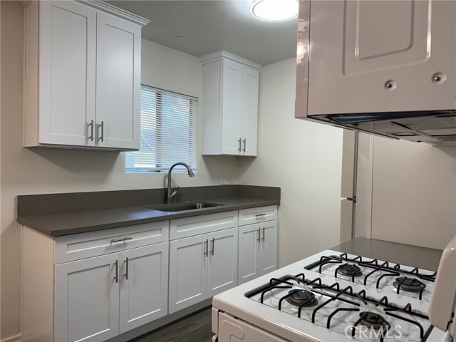 943 N Louise Street, Glendale CA: https://media.crmls.org/medias/fc5675af-a846-4dbc-b821-cb2ad6207323.jpg