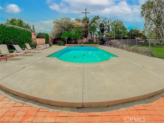 17512 Superior Street photo 66
