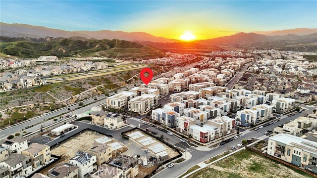 Detail Gallery Image 29 of 34 For 26958 Sandbar Willow Pl #205,  Valencia,  CA 91355 - 3 Beds | 2 Baths