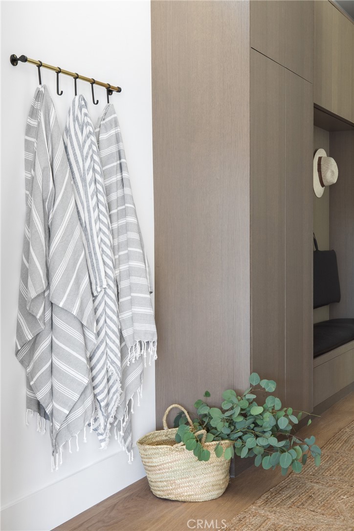 MLS #OC25140282 img 18