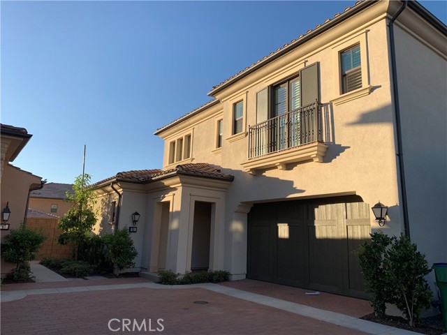 61 Runner, Irvine, CA 92620