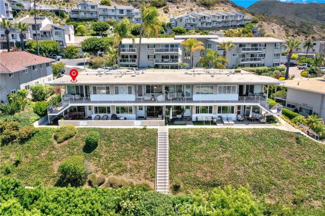 21692 Ocean Vista Drive, Laguna Beach CA: https://media.crmls.org/medias/fc5a151e-3e70-45e1-8883-858cb8adb7be.jpg