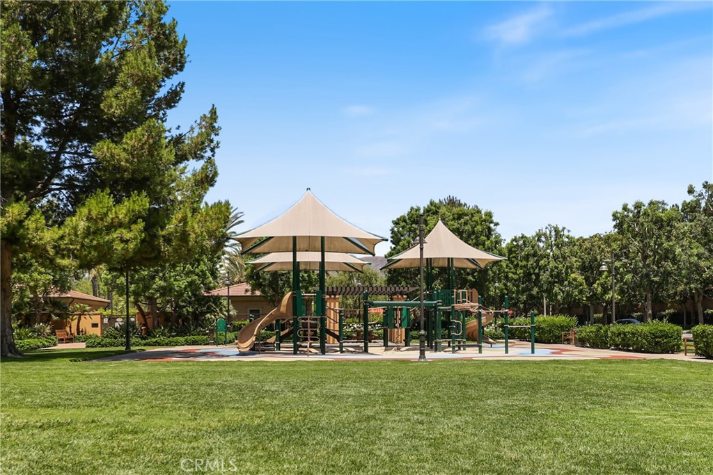 https://media.crmls.org/medias/fc5ab0ca-1237-457d-a072-a1559e428ddb.jpg?preset=X-Large
