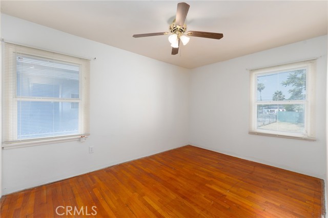 7086 Fairfax Drive, San Bernardino CA: https://media.crmls.org/medias/fc5bab13-fd99-49a6-a643-4fde9de6050b.jpg