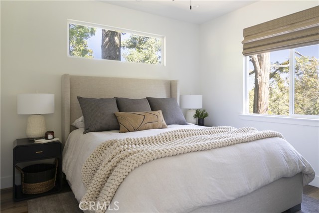 Detail Gallery Image 12 of 31 For 388 Primrose Cir, Lake Arrowhead,  CA 92352 - 6 Beds | 5 Baths